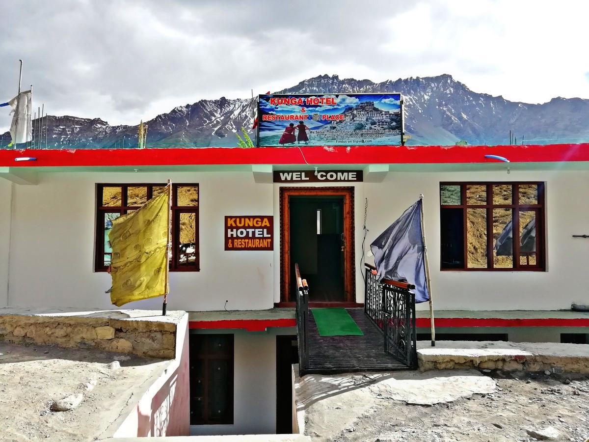 Kunga Hotel And Restaurant Manāli Exteriör bild